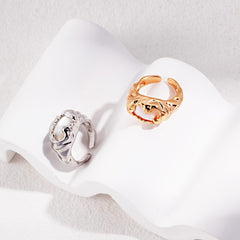 LAVA CHILL MOTHER OF PEARL RING