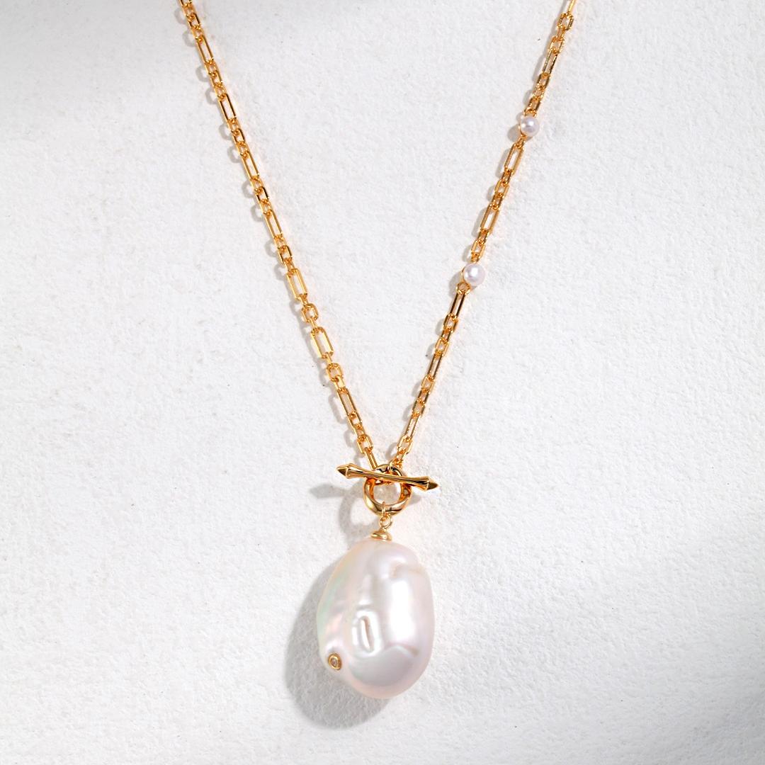 BAROQUE PEARL PENDANT LONG NECKLACE