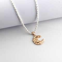 MOON SHAPE PENDANT NECKLACE