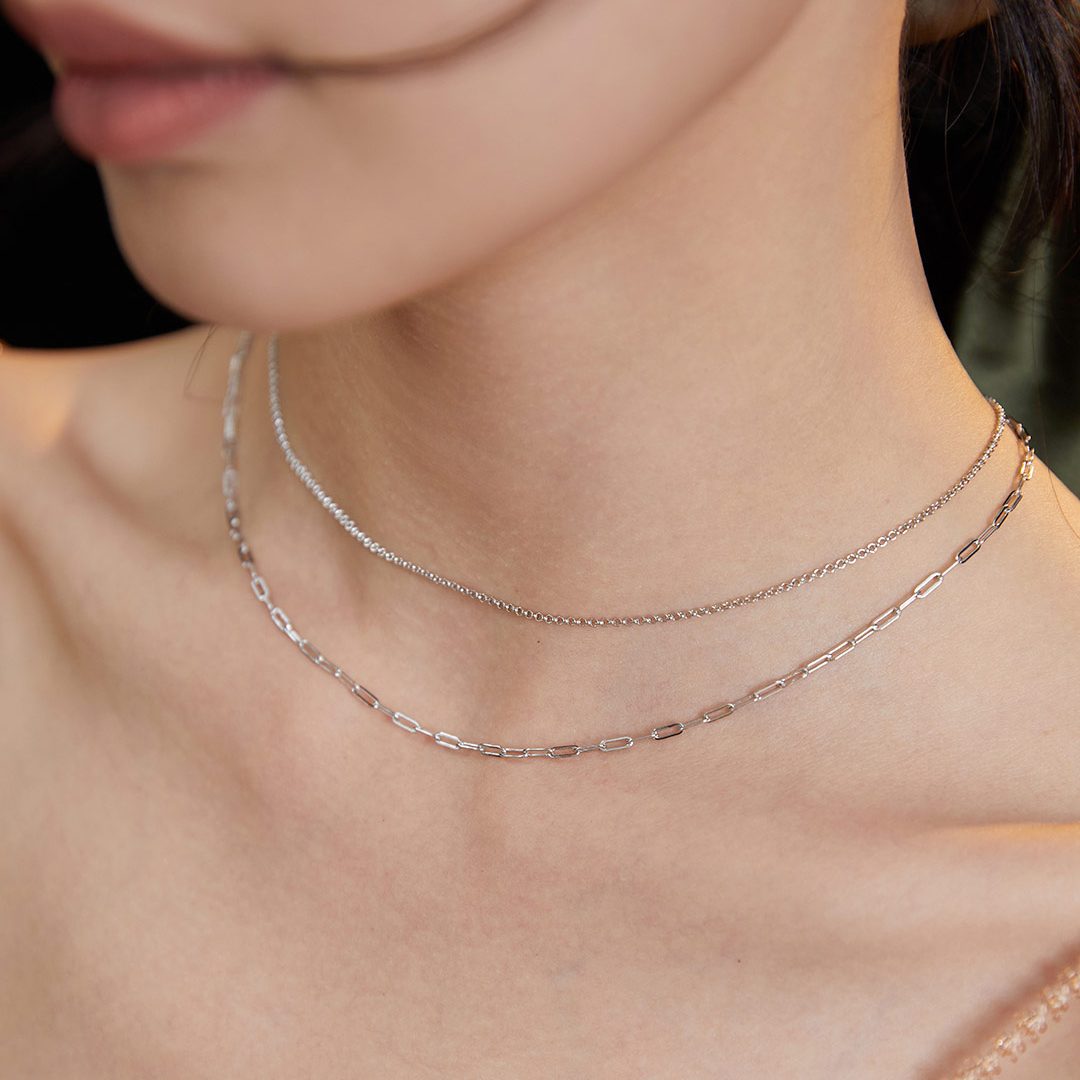 DOUBLE FRENCH CLAVICLE NECKLACE