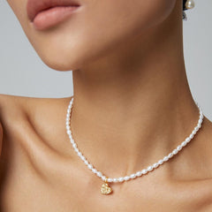 HEART PENDANT PEARL NECKLACE