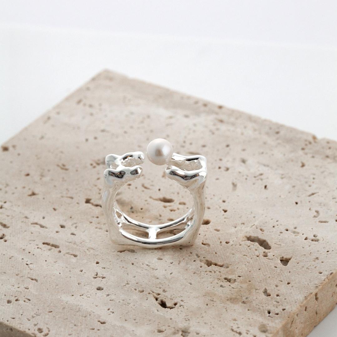 FRESHWATER PEAR SQUARE SHAPE SILVER RING