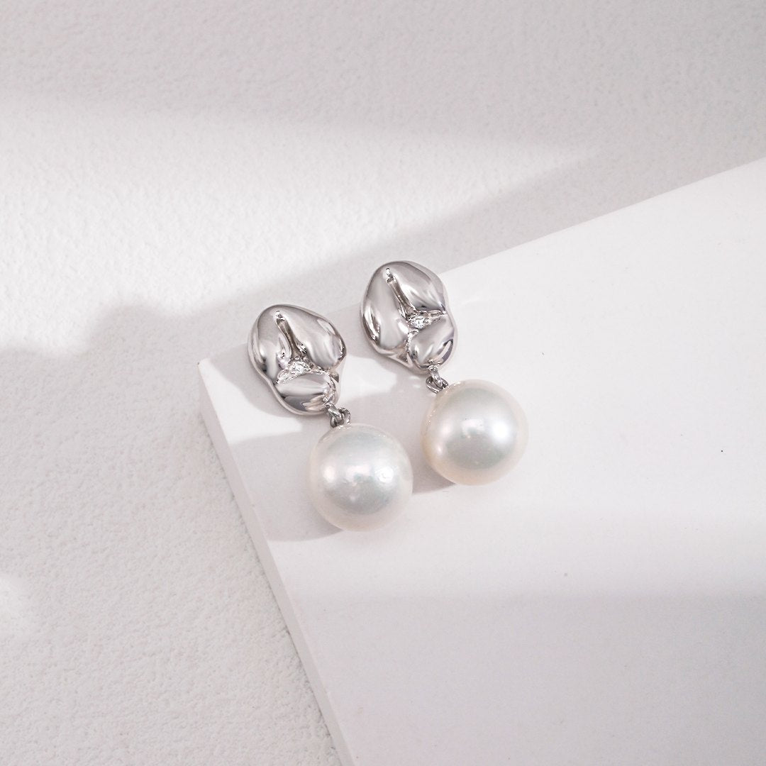 STERLING SILVER FRESHWATER PEARL DROP EARRINGS