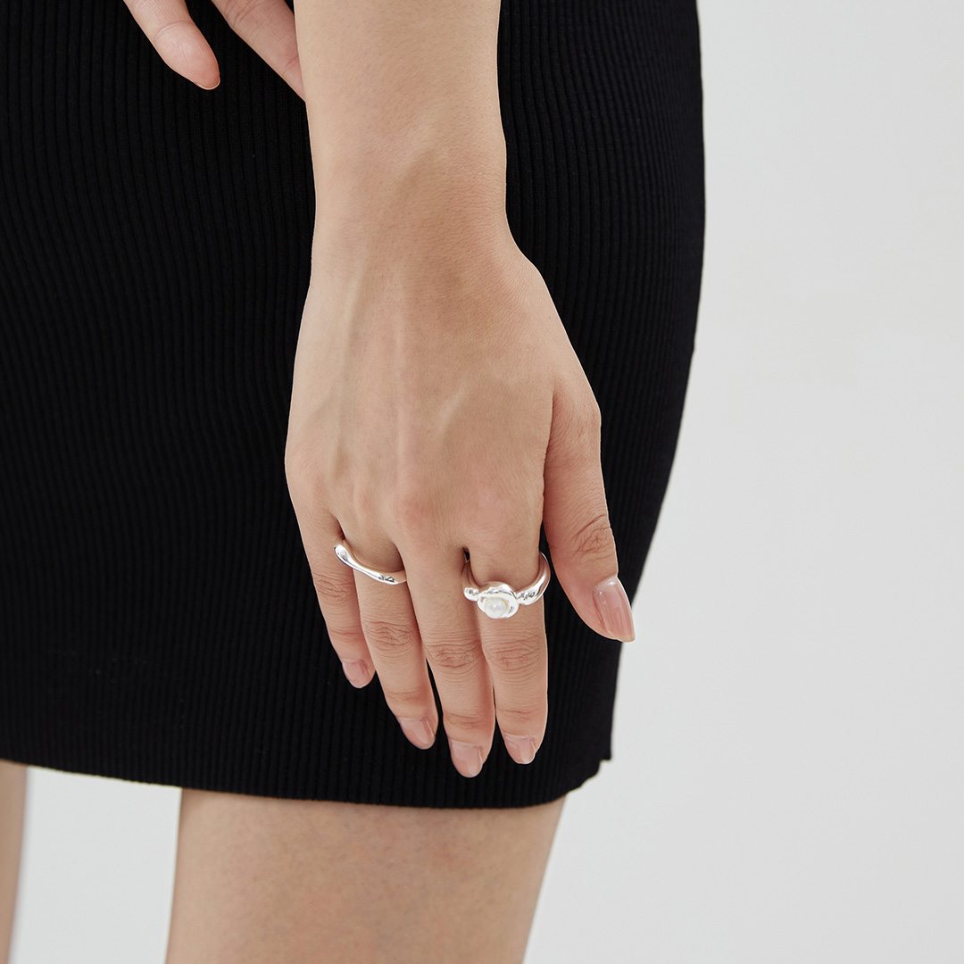 PERFECT PAIRING - STERLING SILVER BAMBOO KNOT RING