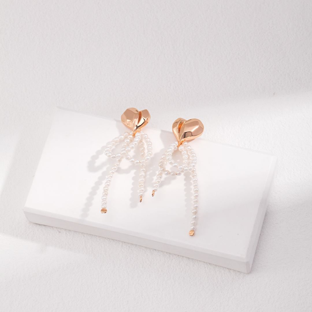 NOBLE BOW PEARLS EARRINGS