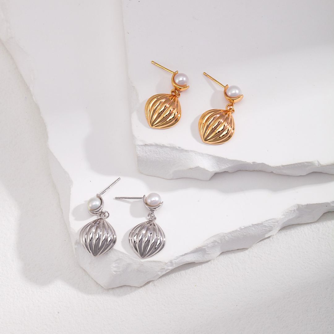 PEARL PUMPKIN EARRINGS