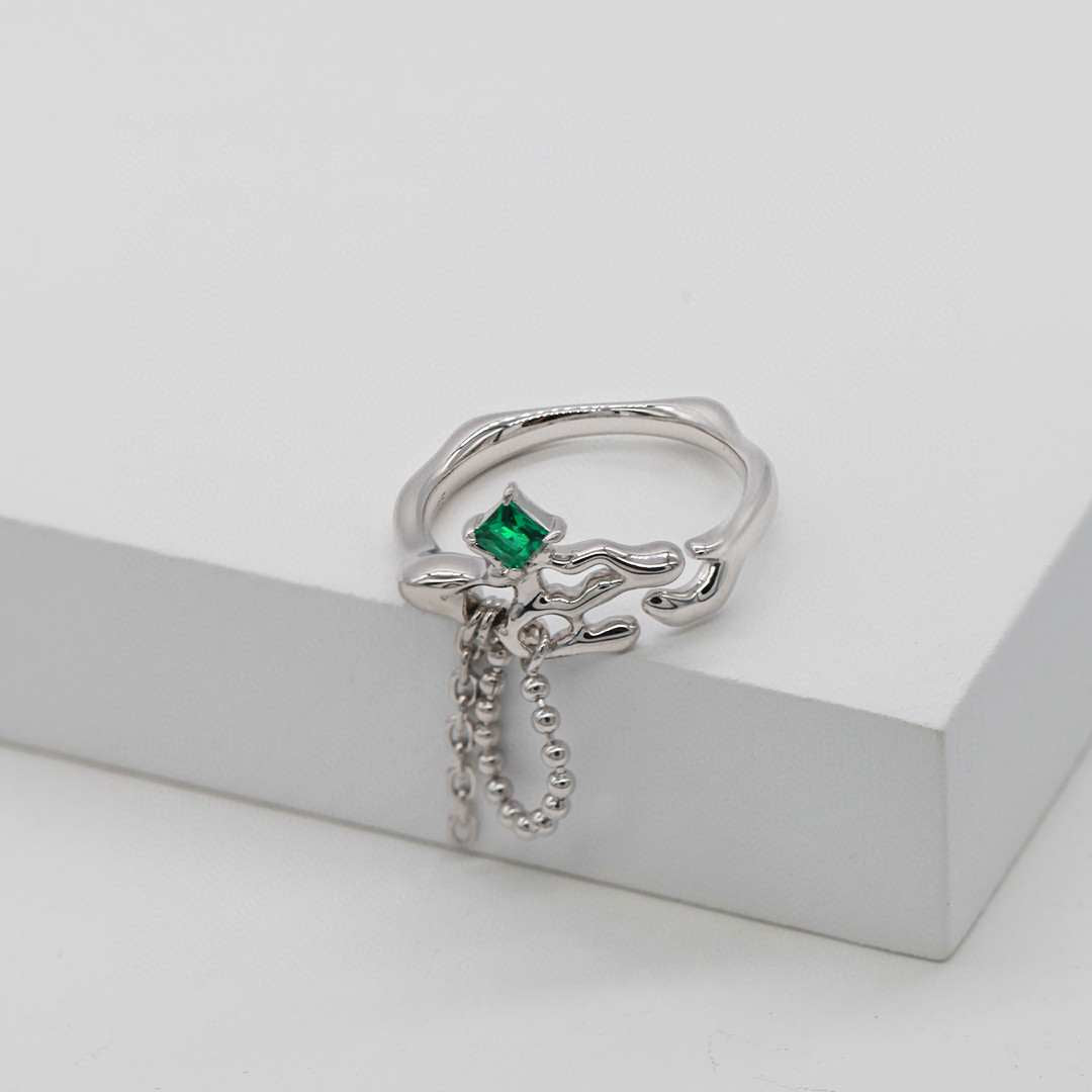 FRIENDSHIP SET STYLISH GREEN CRYSTAL RING