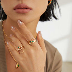 FRIENDSHIP SET STYLISH GREEN CRYSTAL RING