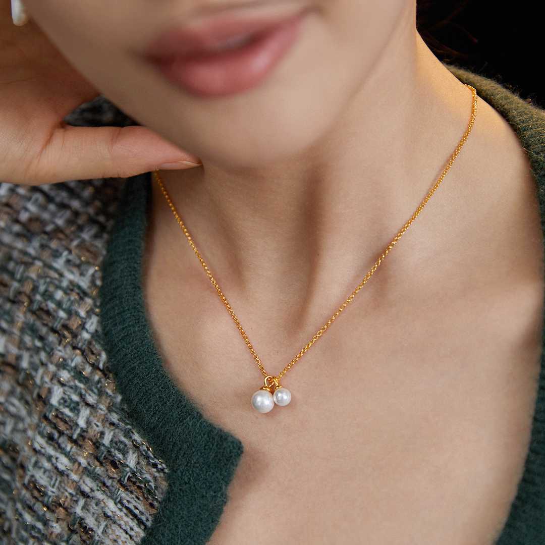 AMIE PEARL PENDANT FINE NECKLACE