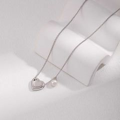 HEART PEARL NECKLACE