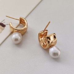 PEARL HOOP EARRINGS