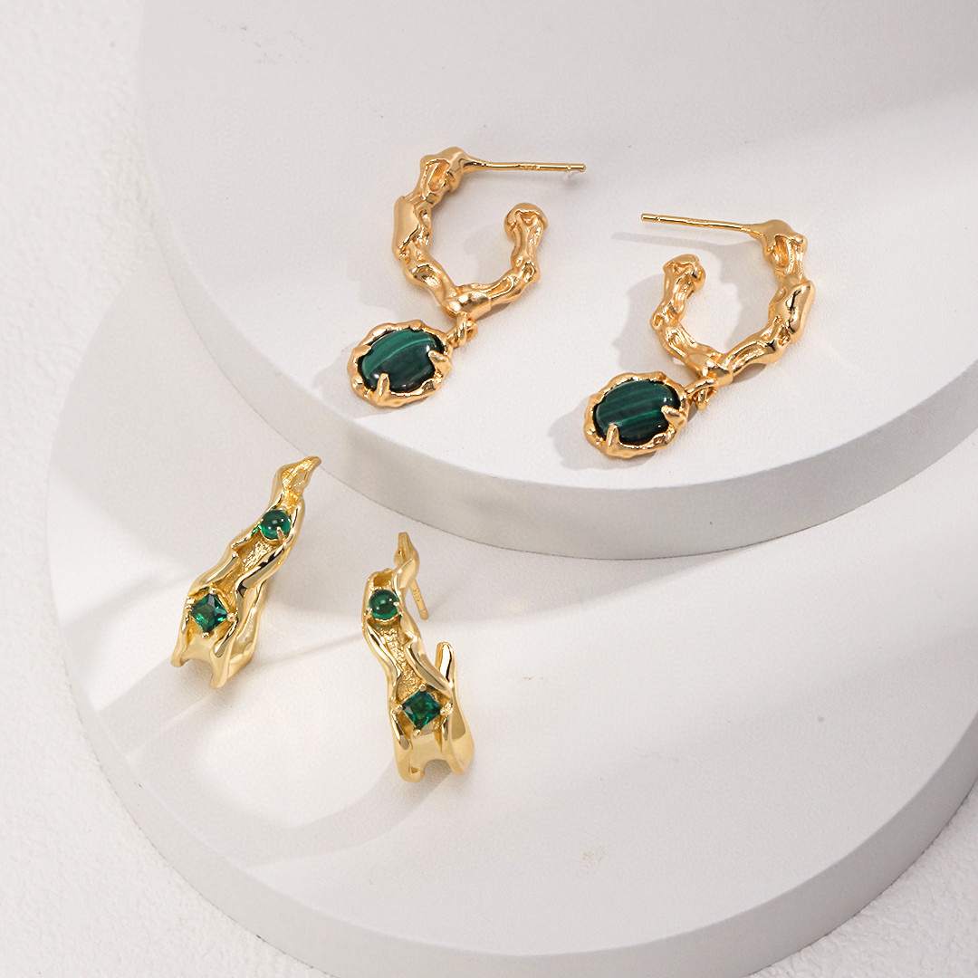 MALACHITE DROP EARRING