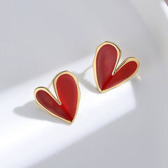 RED HEART STUDS