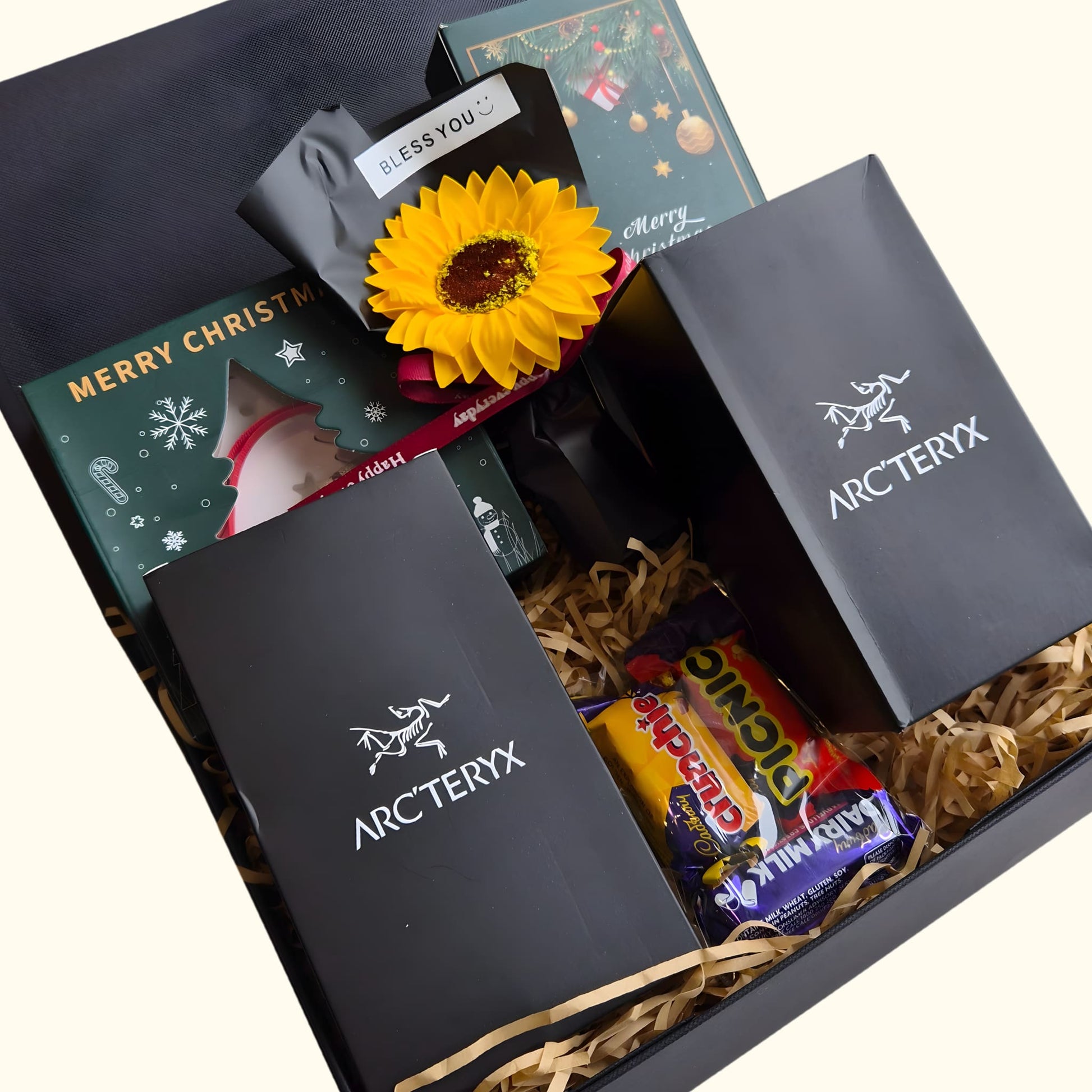 Explorer Gift Box Medium Magnetic Box